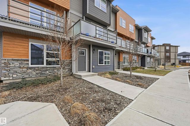 Photo for MLS®# E4511743 - home for sale at 5 17635 58 Street Northwest, McConachie Area, Edmonton AB
