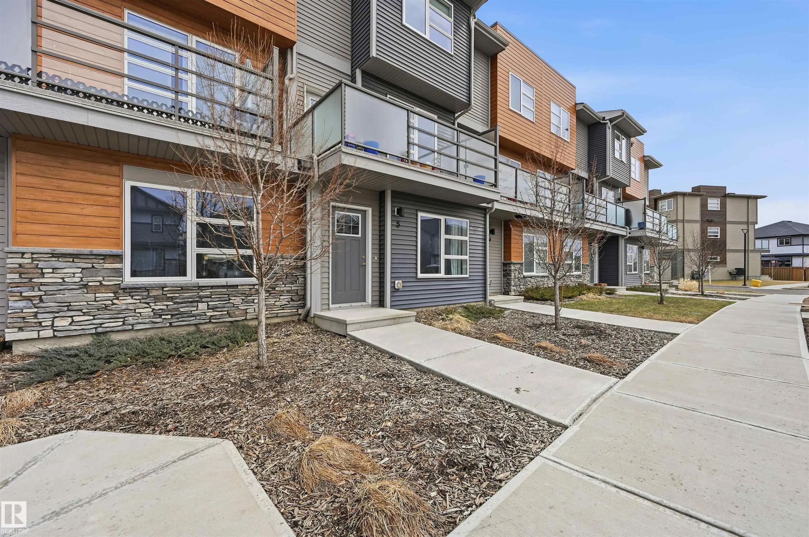 5 17635 58 Street, Edmonton