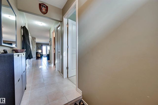 Photo for MLS®# E4511672 - home for sale at 49 10 Woodcrest Lane, Westpark_FSAS, Fort Saskatchewan AB