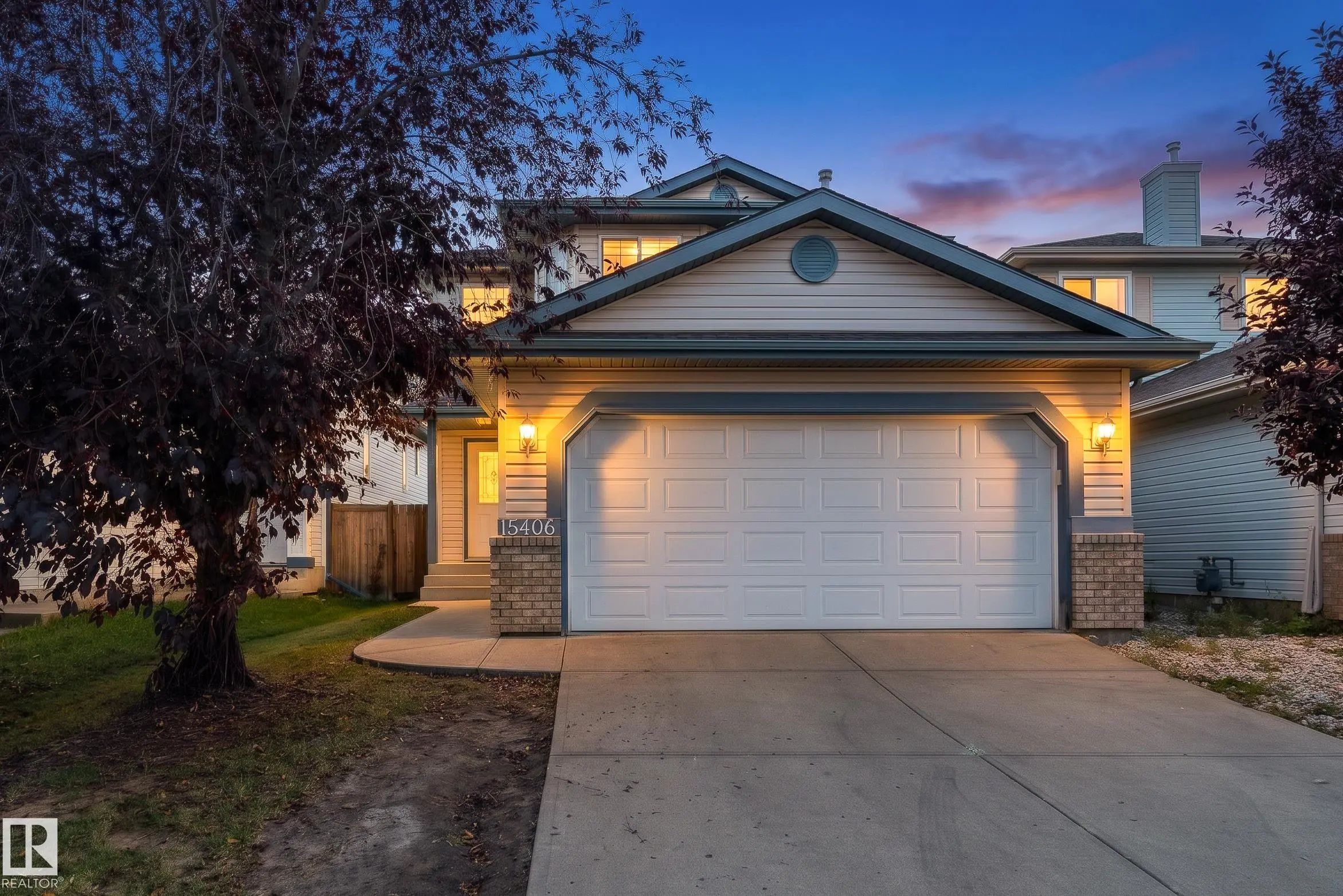 Edmonton Real Estate: Single Family Property for Sale in Carlton