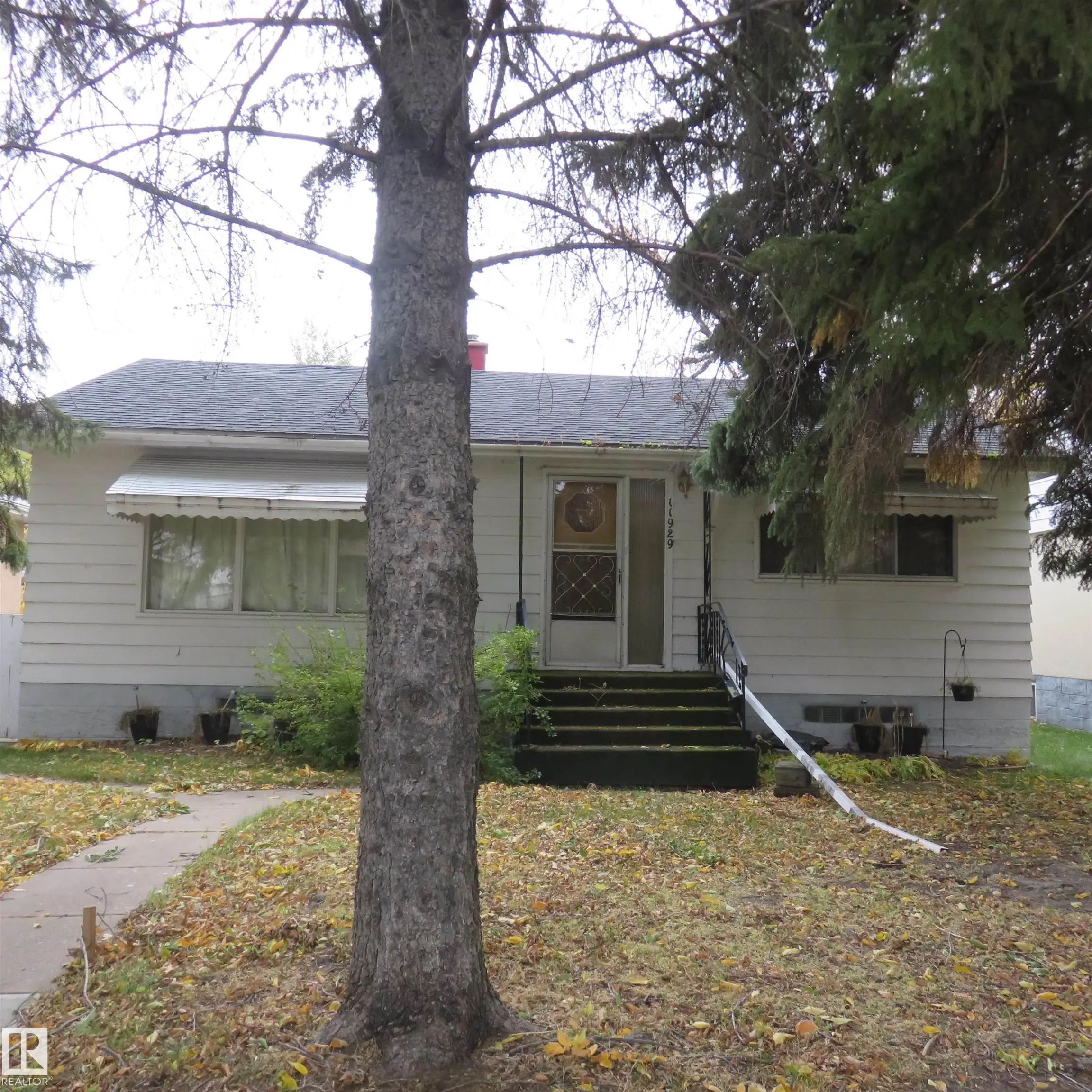11929 52 Street, Edmonton