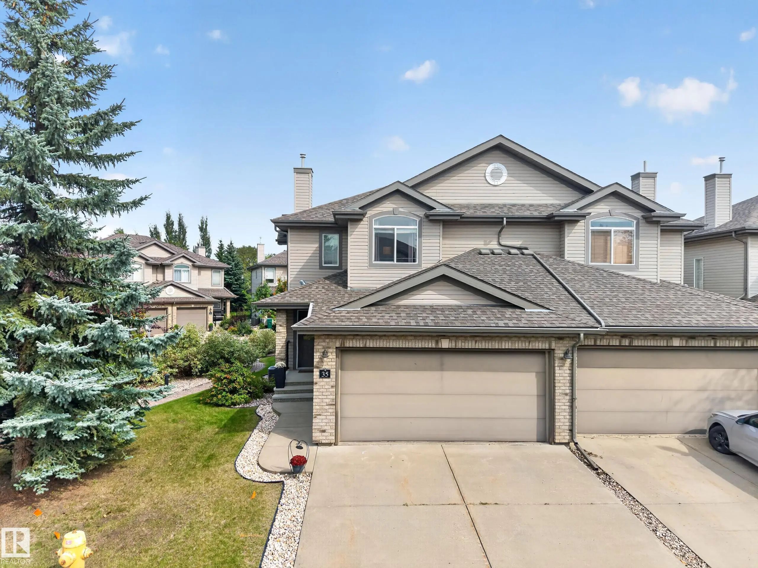 Photo for MLS®# E4506913 - home for sale at 35 20 Norman Court, North Ridge, St. Albert AB