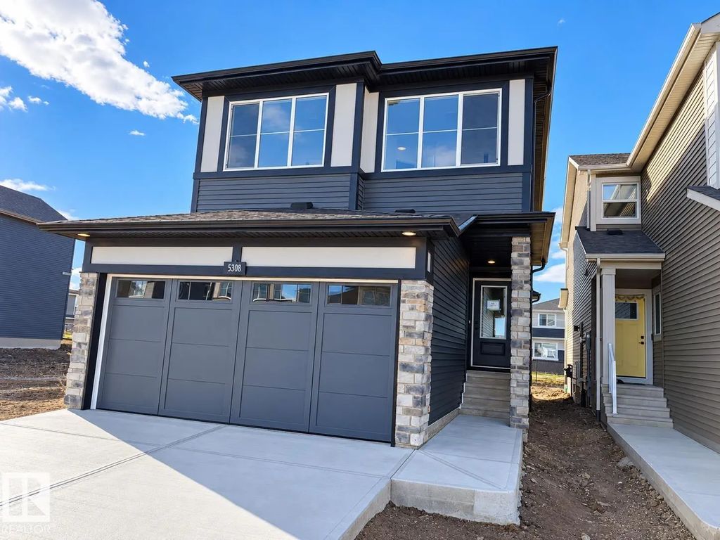 5308 Hawthorn Close, Edmonton