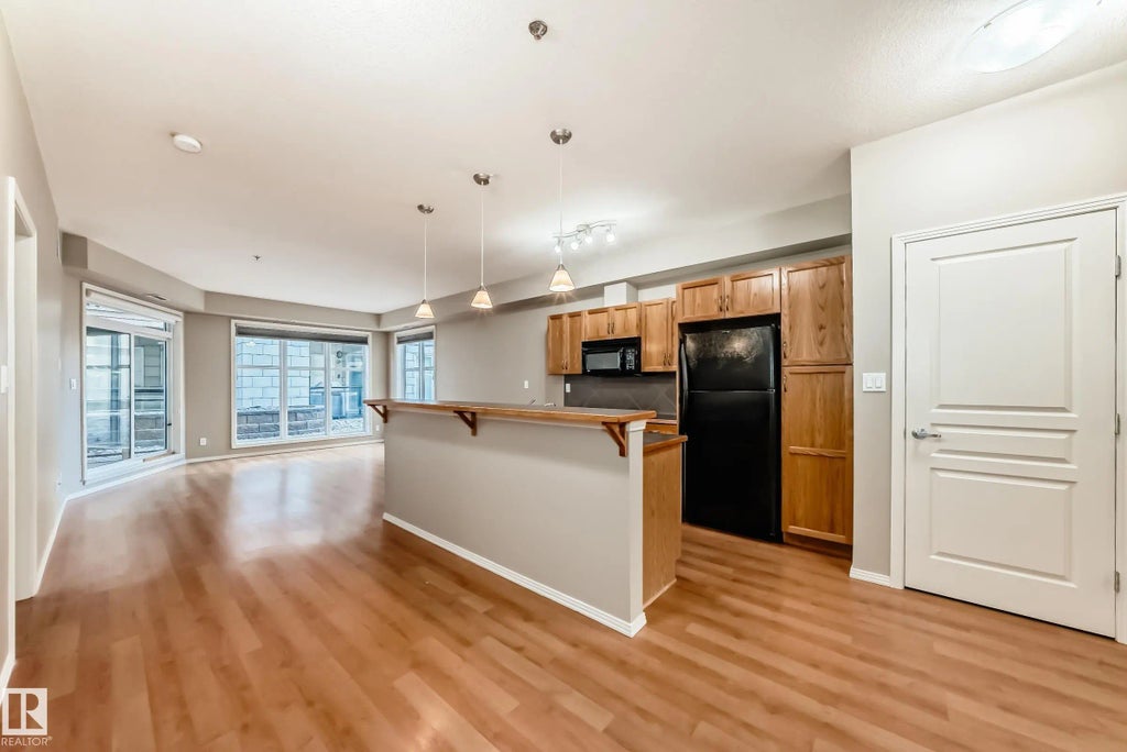 152 4827 104a Street, Edmonton