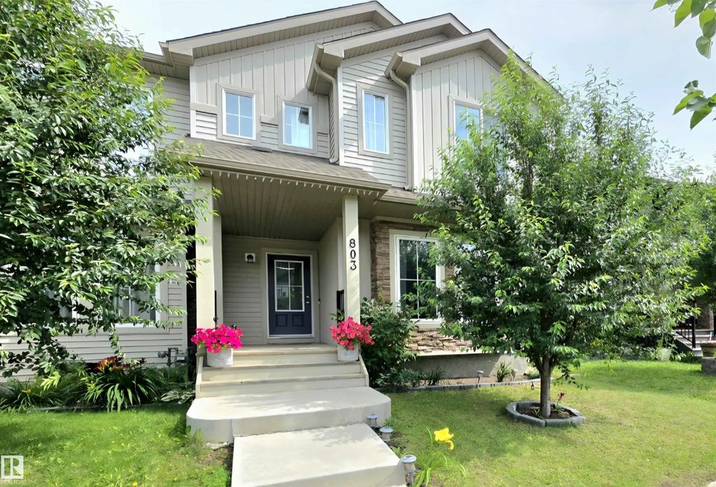 803 Secord Boulevard, Edmonton