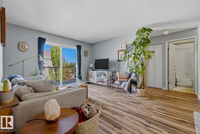 428 2520 50 Street Nw, Edmonton