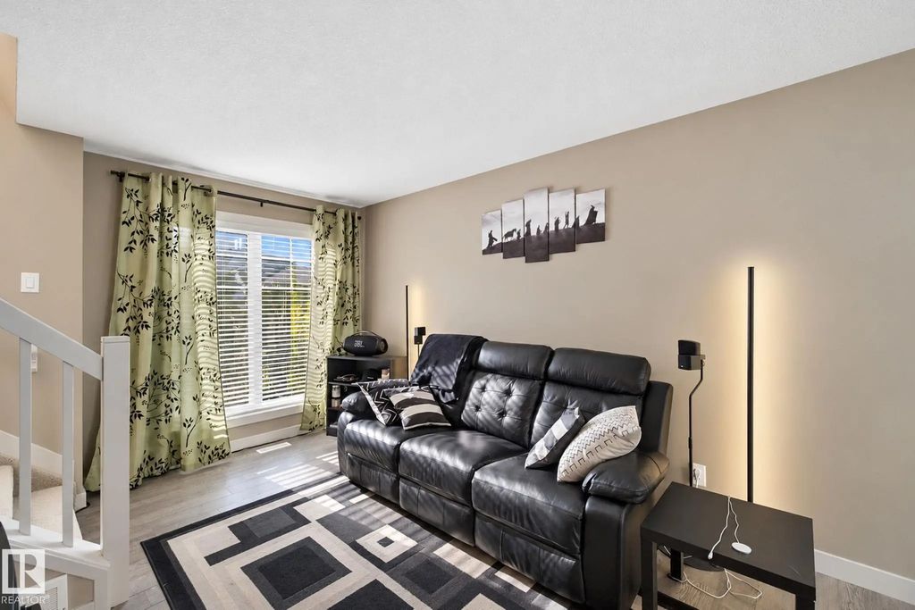 Callaghan Prints 77 1776 Cunningham Way, Edmonton Property Listing: MLS® #E4514209