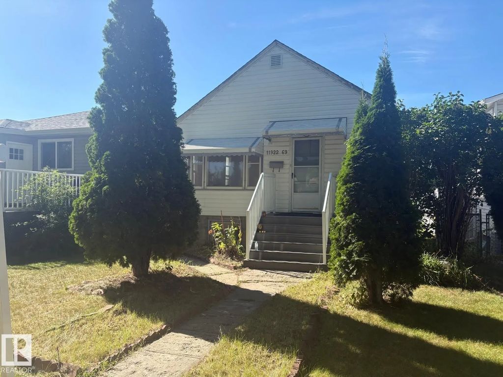11922 69 Street, Edmonton