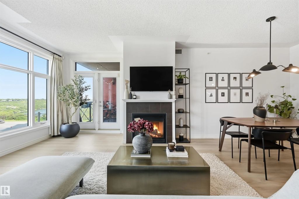 503 9020 Jasper Avenue, Edmonton