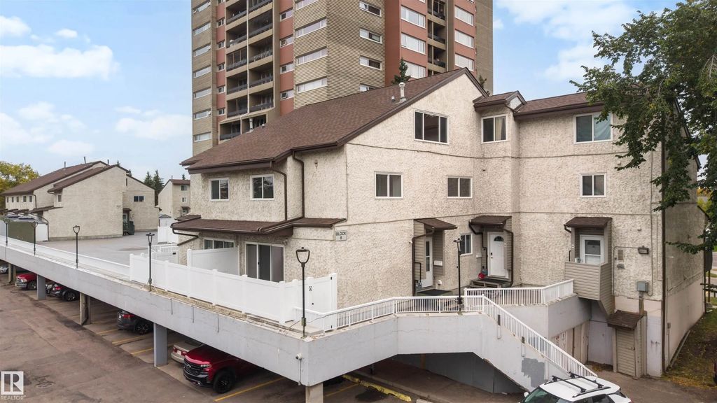 8c Meadowlark Village, Edmonton