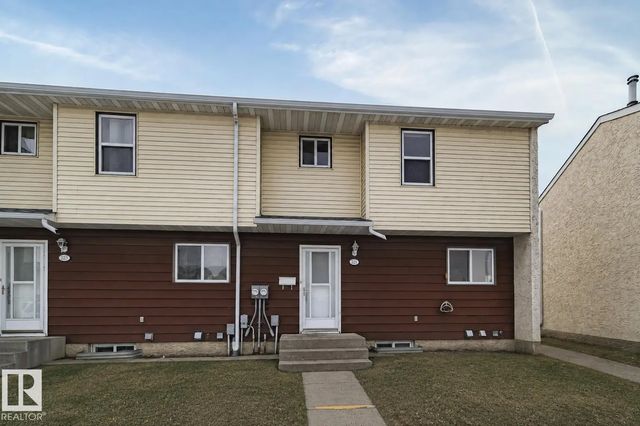 221 Harrison Dr Nw, Edmonton