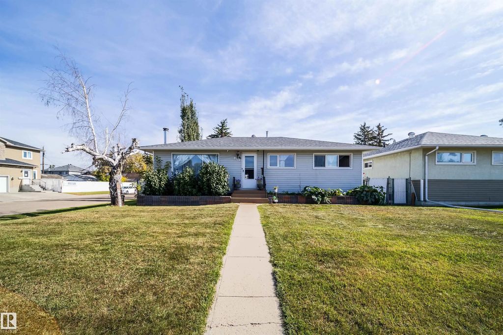 10245 160 Street, Edmonton
