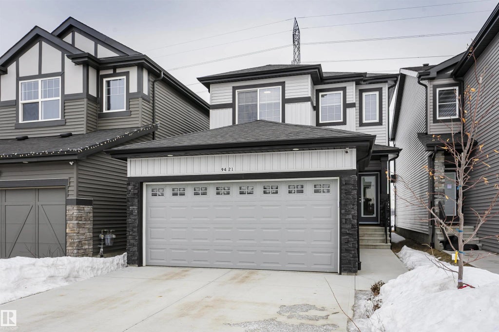 9421 Pear Crescent, Edmonton