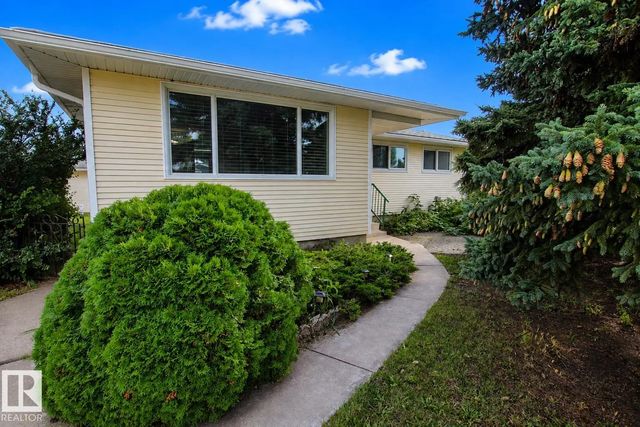 882 Knottwood Road Nw, Edmonton