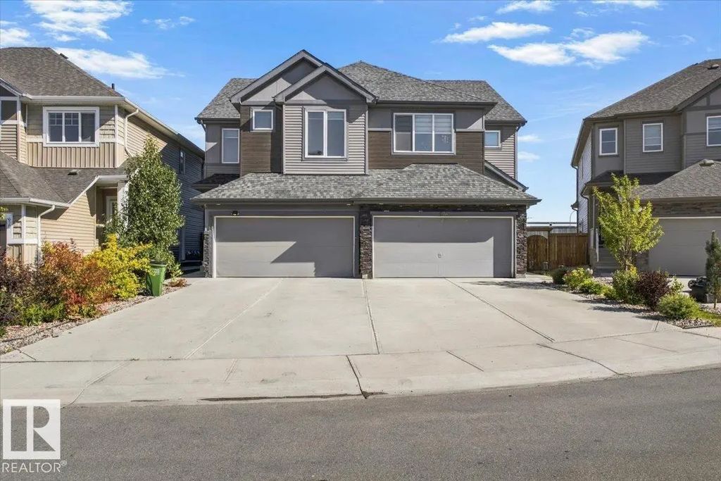 974 Daniels Loop, Edmonton