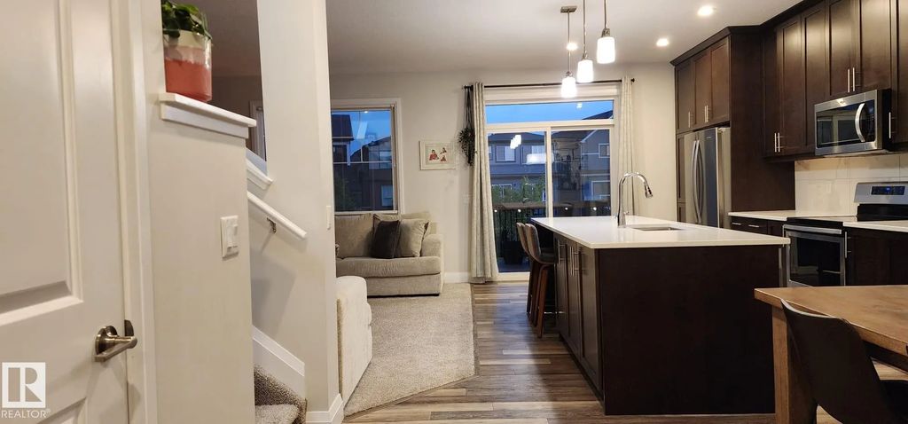 3779 Cherry Loop, Edmonton