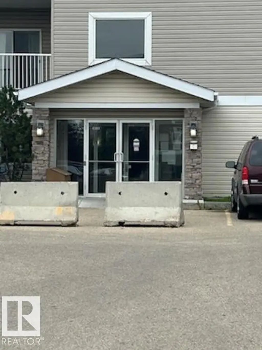 212 4309 33 Street, Stony Plain