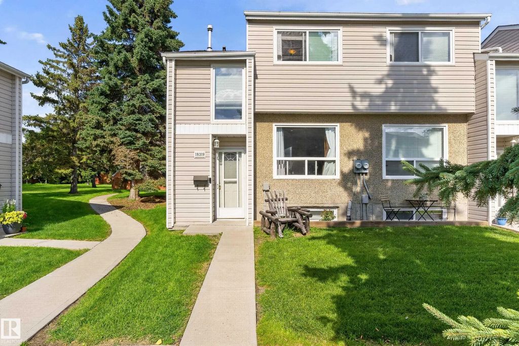 18319 93 Avenue, Edmonton