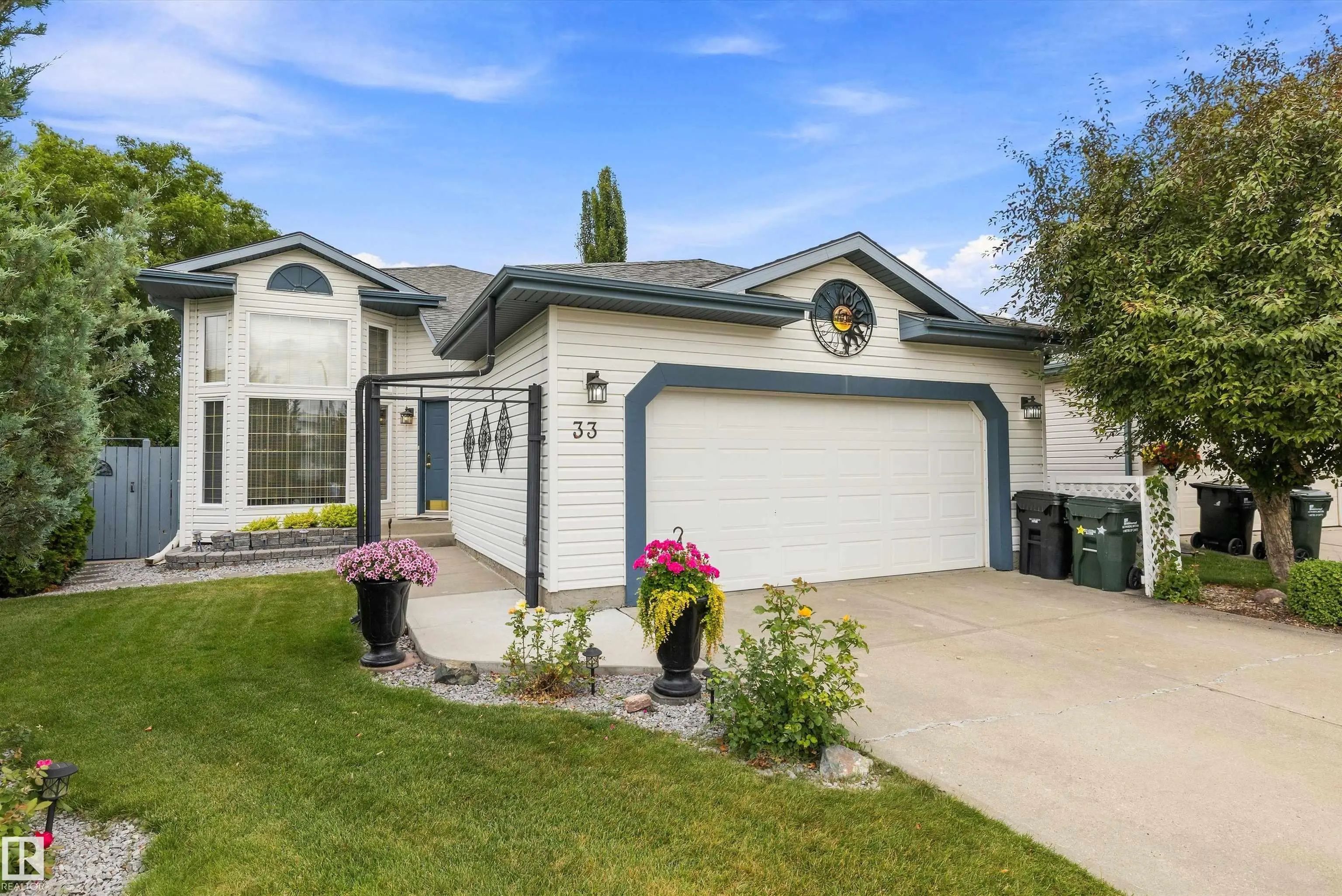 Sherwood Park Real Estate: Single Family Property for Sale in Davidson Creek
