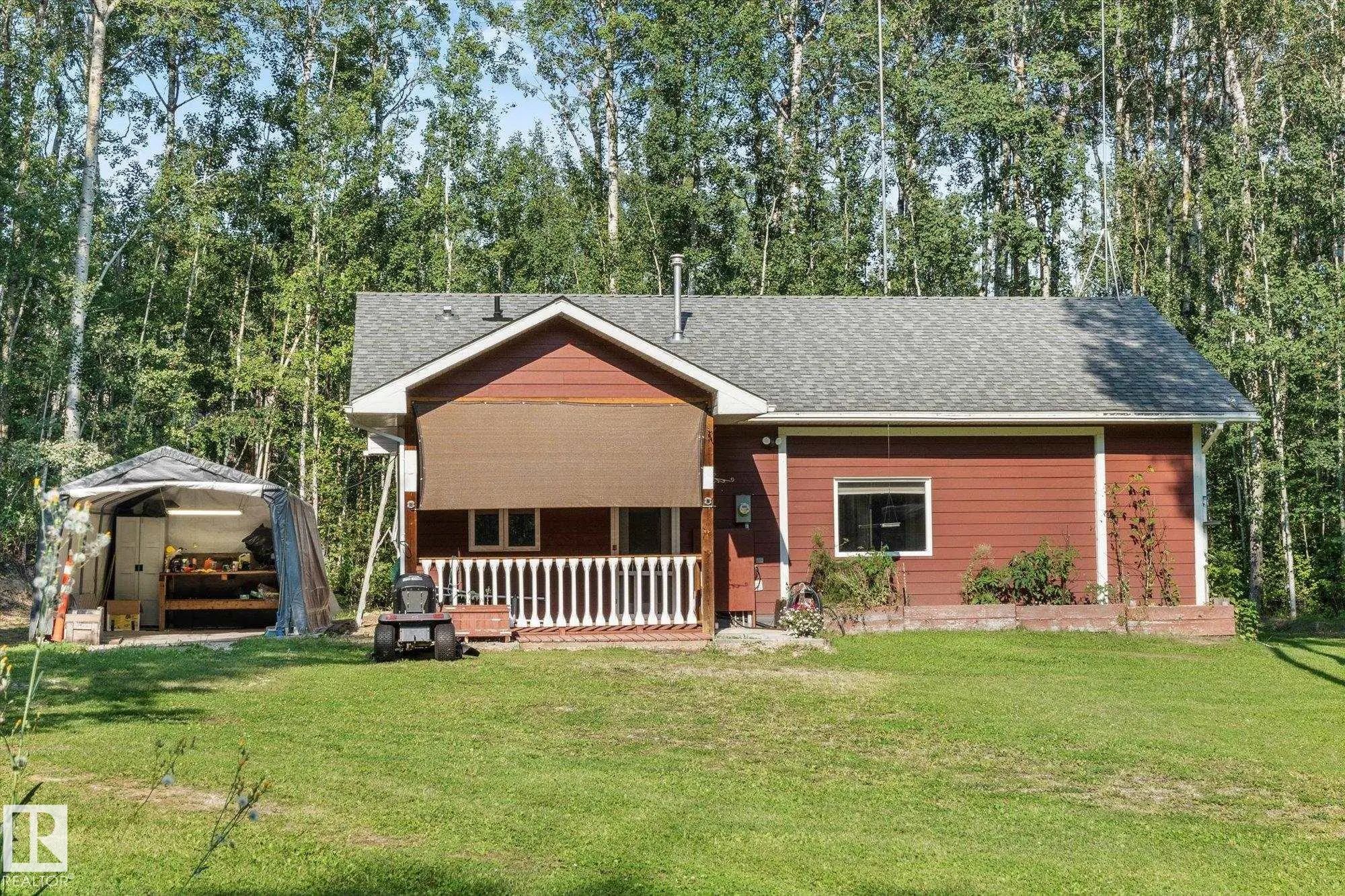 Rural Parkland County Home for Sale: Rural Listing in Genesee Park