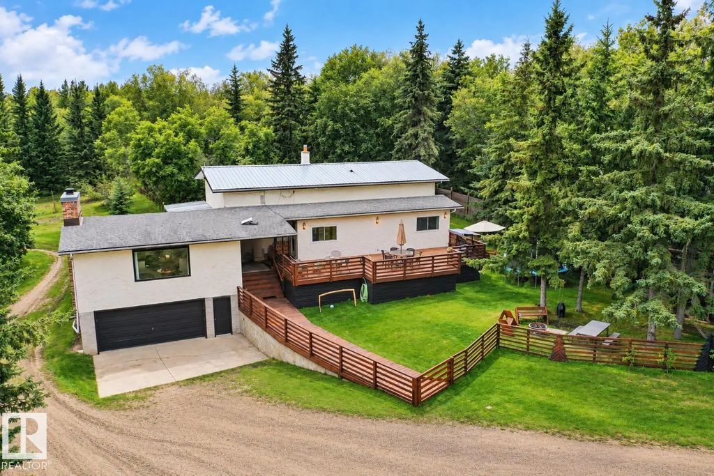 26127 Twp Road 514, Rural Parkland County