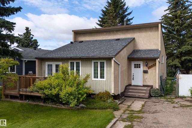 6235 13 Avenue Nw, Edmonton