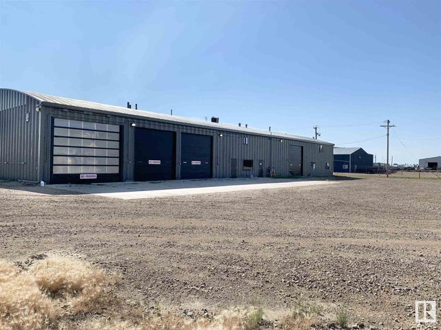 25 Wheatland Crescent, Provost