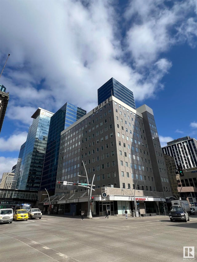 206 10080 Jasper Avenue Nw, Edmonton