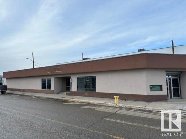 West 5104 51 Street, Drayton Valley