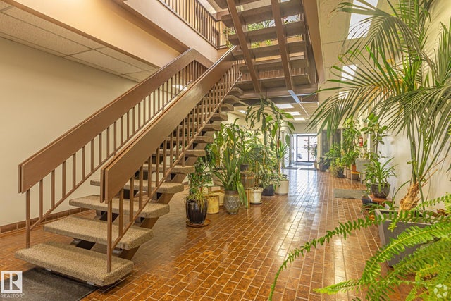 206 8704 51 Ave Nw, Edmonton