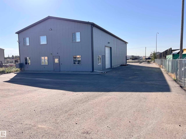 27195 Ellis Road, Rural Parkland County
