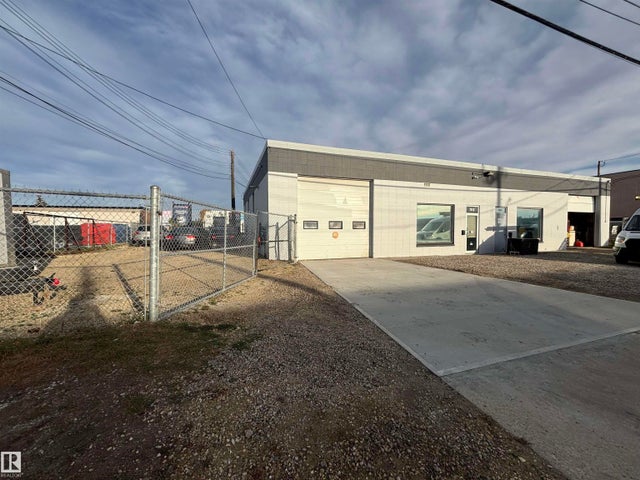 7812 Coronet Road, Edmonton