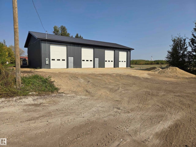 4828 46 Avenue, Millet