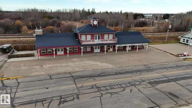 101 5020 Lac Ste Anne Trail, Onoway