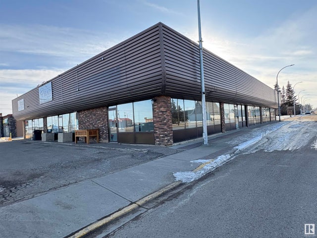 4811 50 Avenue, Elk Point