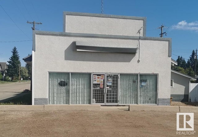 4940 50 Avenue, Legal