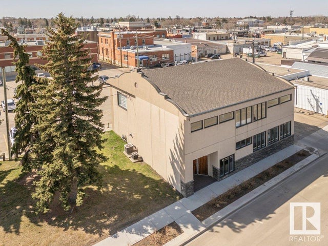 5001 51 Avenue, Wetaskiwin