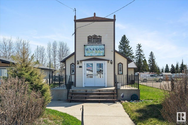 4823 50 Avenue, Rural Lac Ste. Anne County