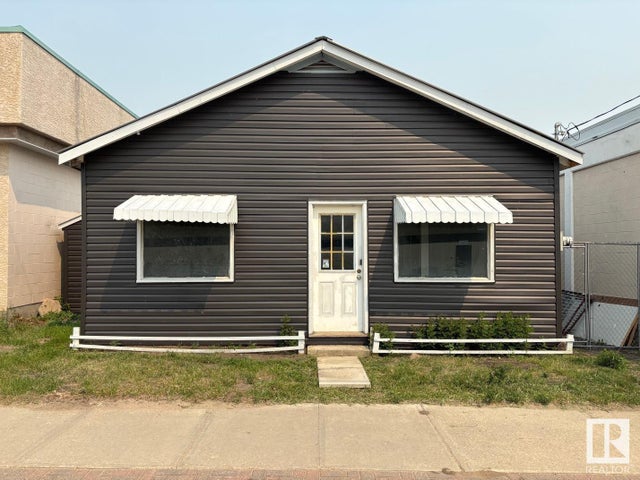 4926 50 Avenue, Elk Point