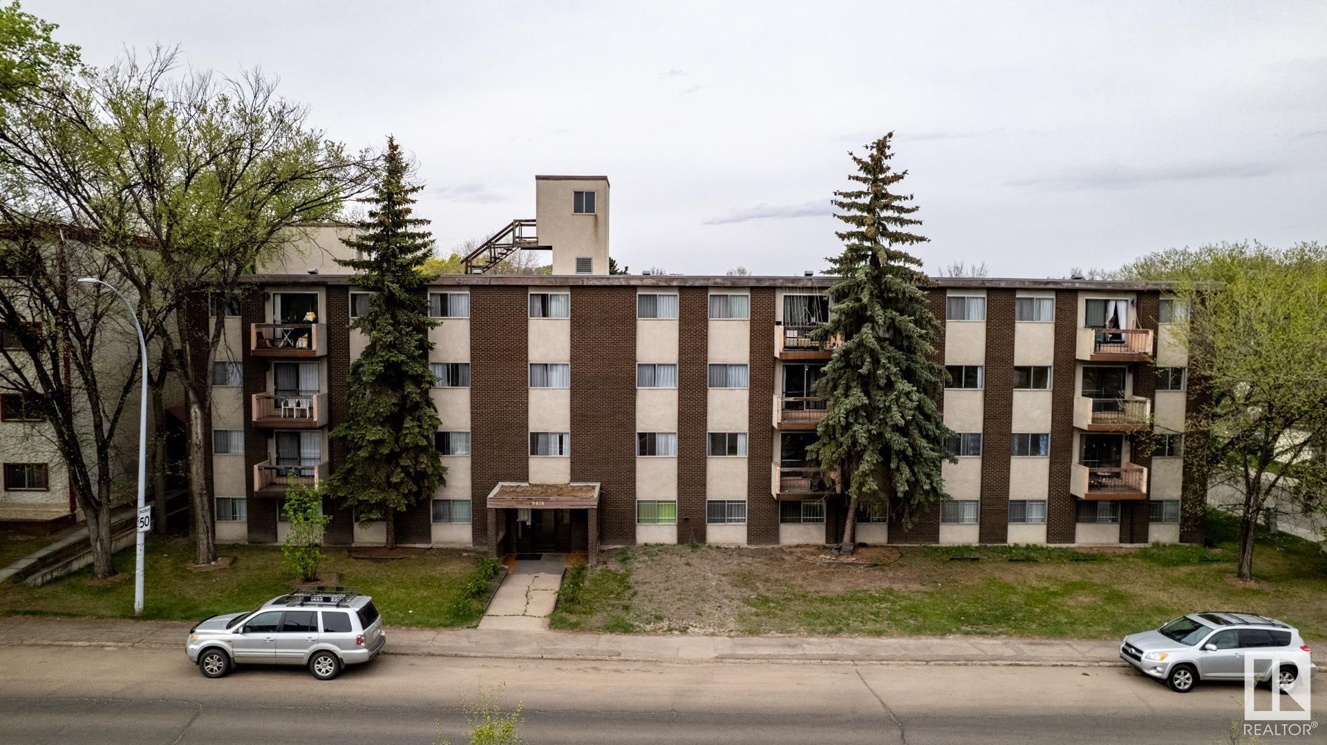 9818 82 Avenue, Edmonton