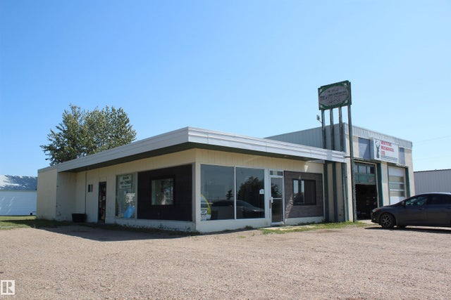 5003 50 Street, Mundare