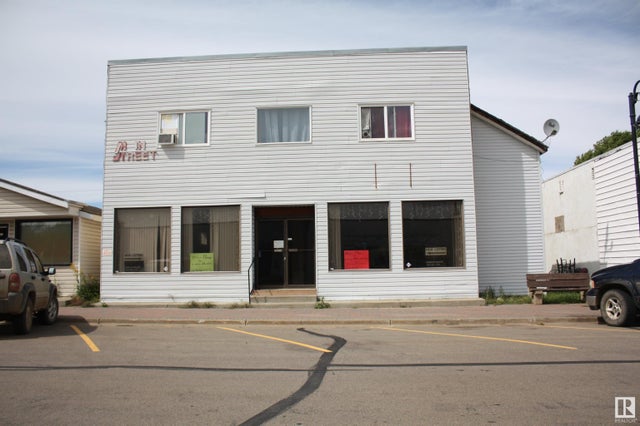4712 50 Avenue, Redwater