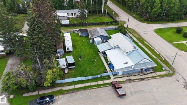 5210 / 5214 47 Street, Lodgepole