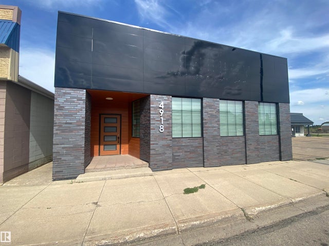 4918 50 Avenue, Vegreville