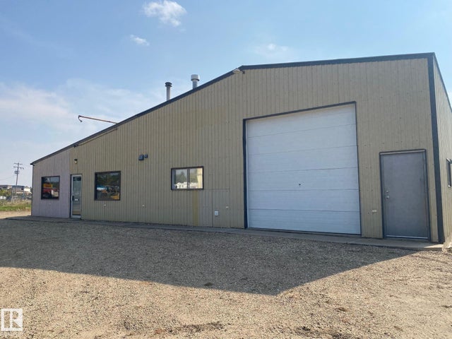 4815 46 Avenue, Wetaskiwin