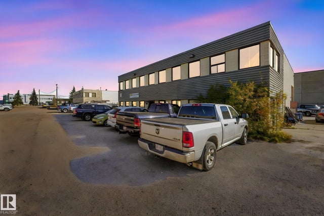 16371 130 Avenue, Edmonton