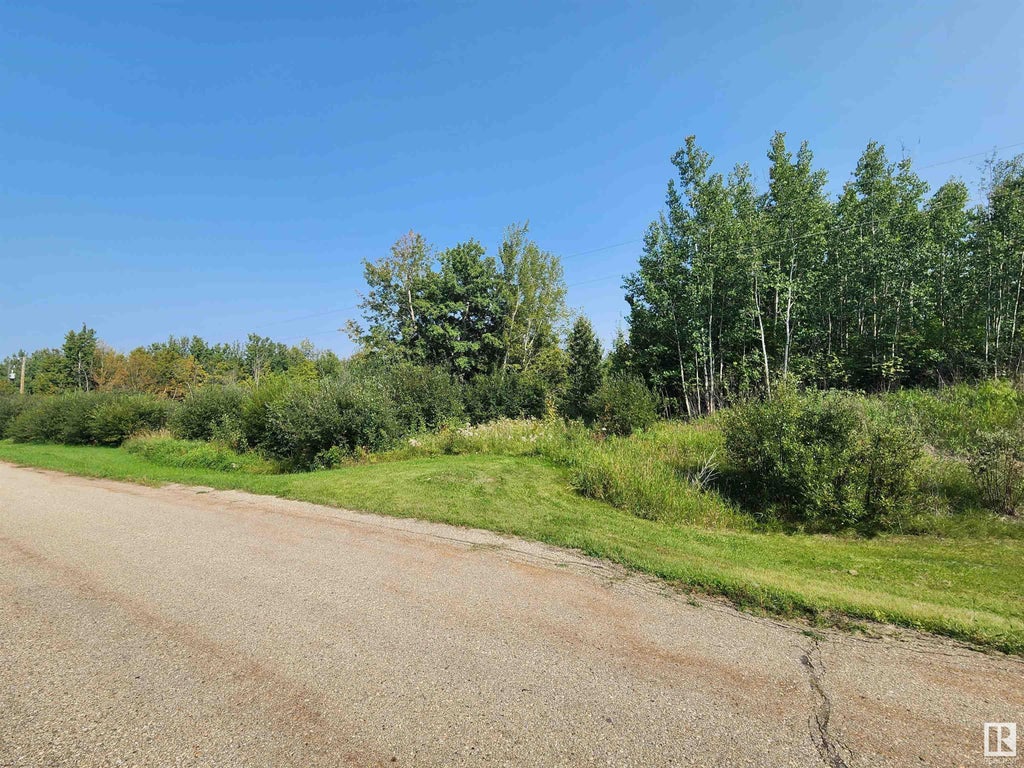 MLS® E4381277 145 20212 Twp Rd 510, Rural Strathcona County Rural Home