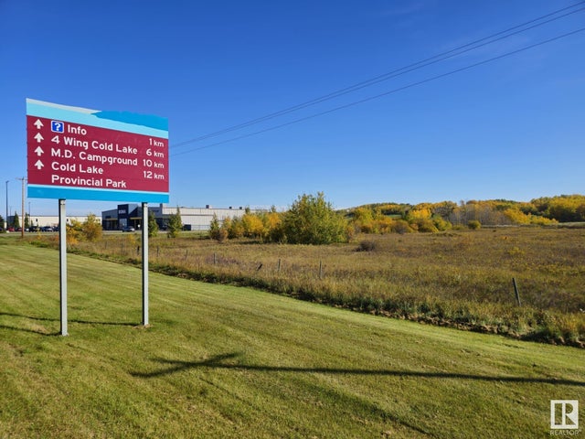 50 Street, Cold Lake
