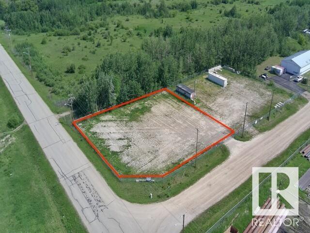 4402 51 Avenue, Redwater