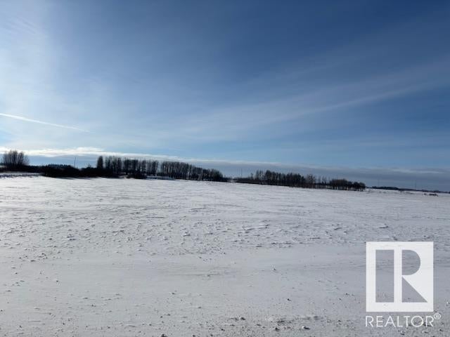 Hwy 39 Between Rr 261 & 262, Rural Leduc County